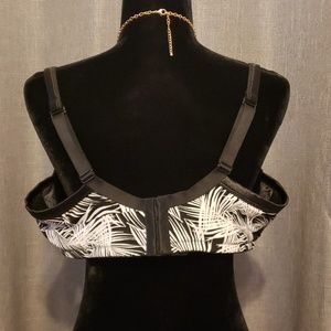 Lane Bryant Intimates & Sleepwear - Lane Bryant plunge bra Lane Bryant Intimates & Sleepwear - Lane Bryant plunge bra